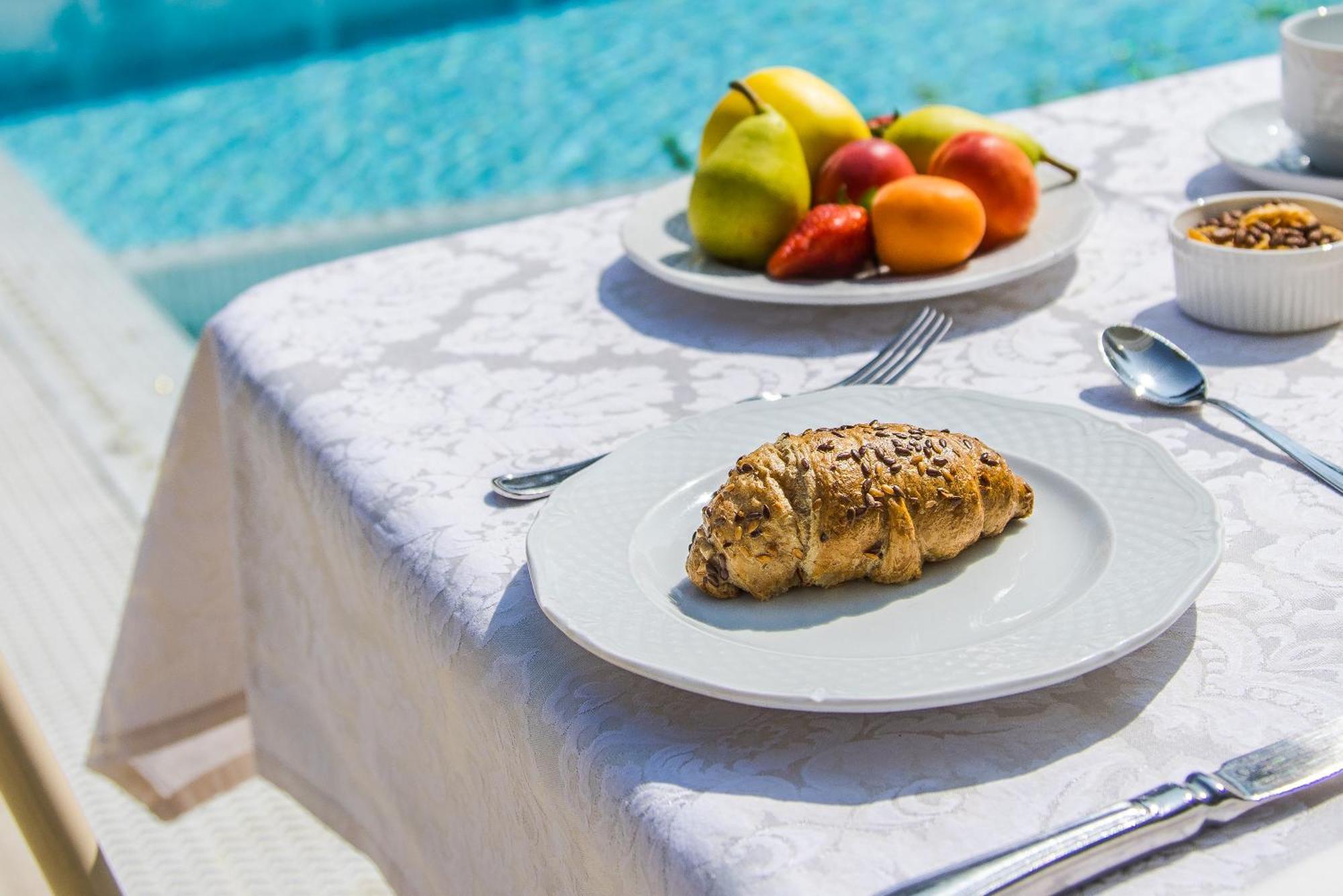 Royal Boutique Hotel Riccione Ngoại thất bức ảnh