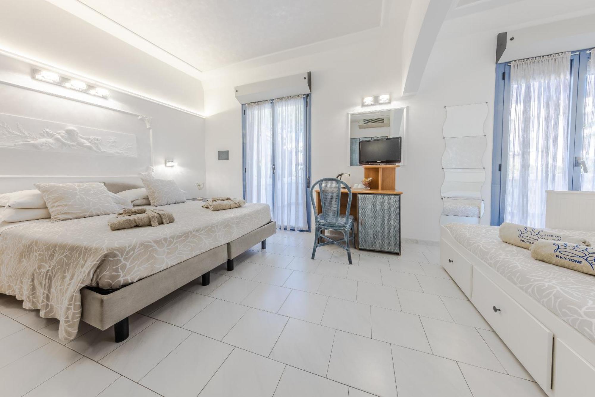 Royal Boutique Hotel Riccione Ngoại thất bức ảnh