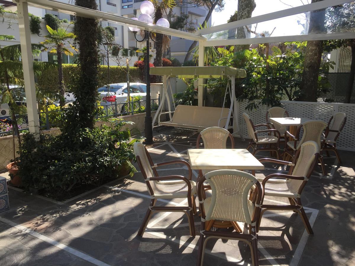 Royal Boutique Hotel Riccione Ngoại thất bức ảnh