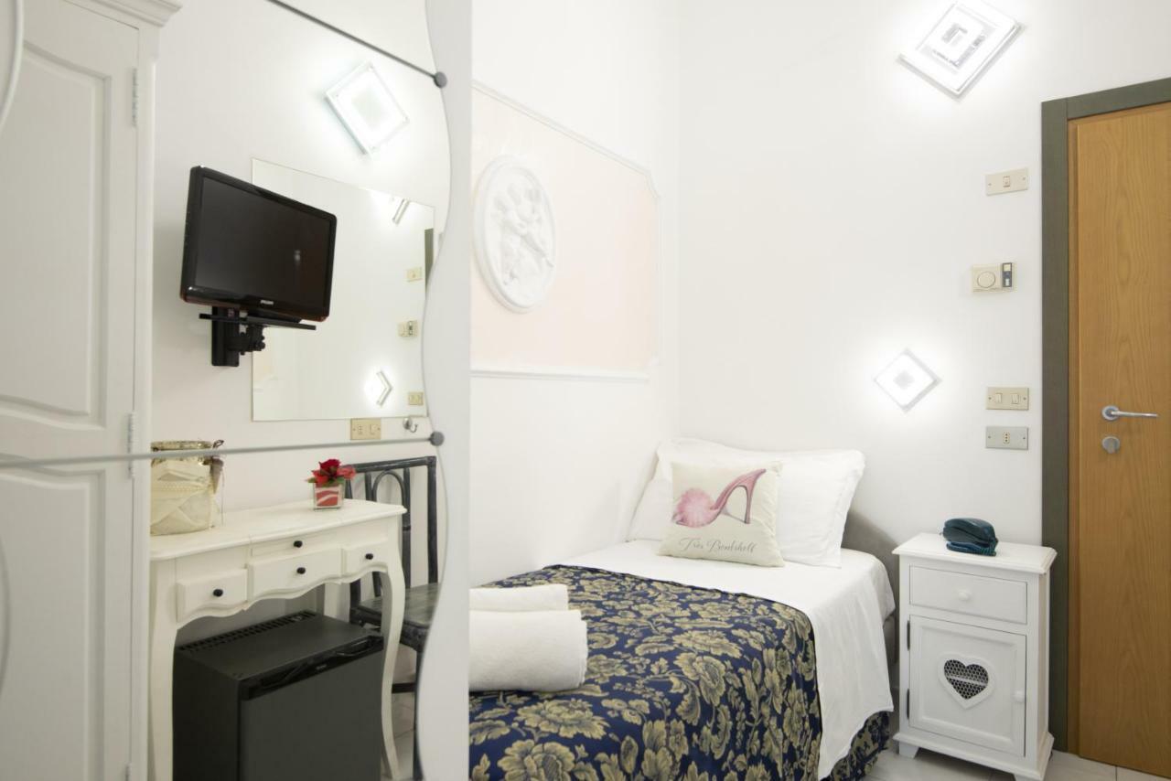 Royal Boutique Hotel Riccione Ngoại thất bức ảnh